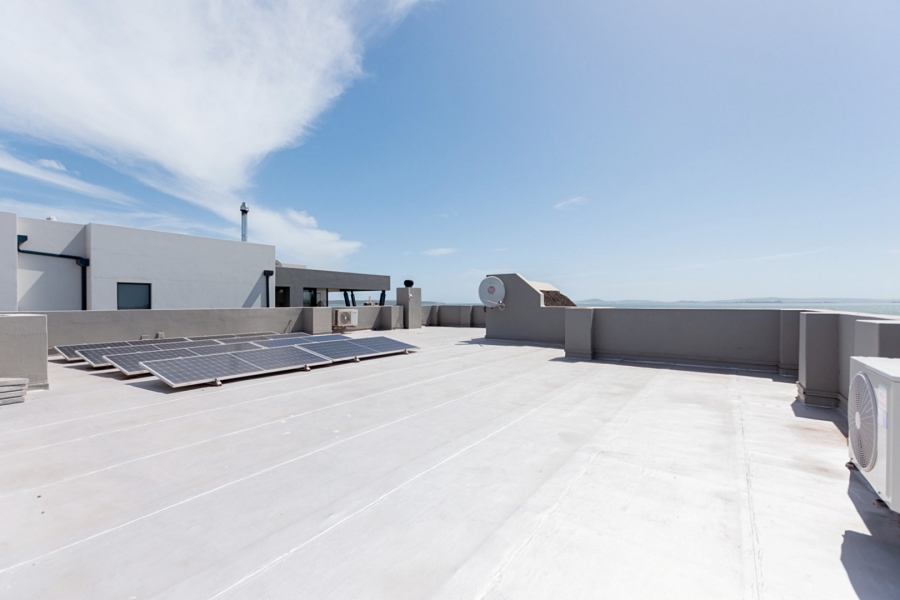 5 Bedroom Property for Sale in Waterfront Western Cape